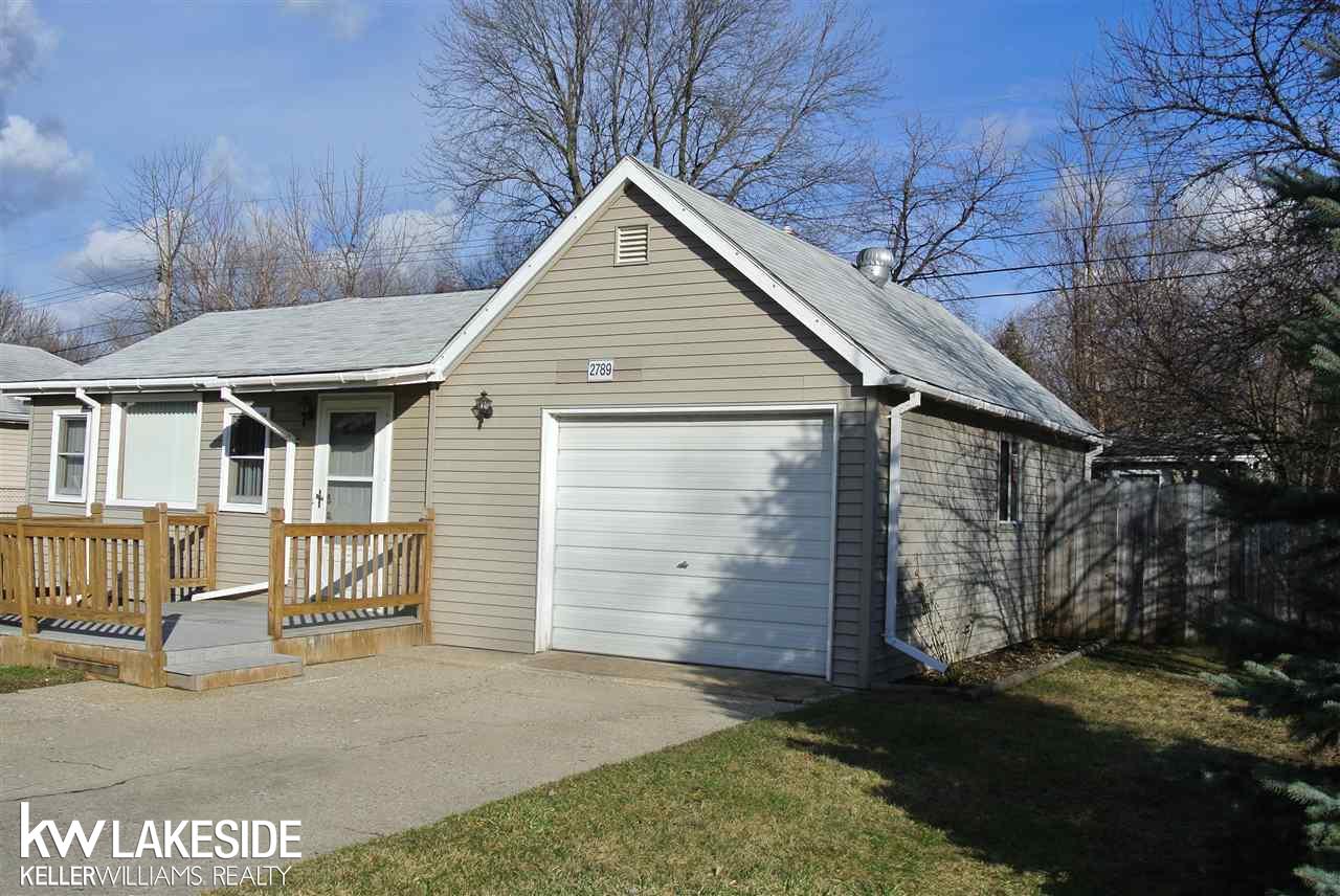 2789 Dearborn Avenue Rochester Hills, MI 48309 - Photo 2 of 14