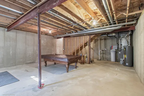 $380,000 | 360 Promontory Lane, Unit D, Wauconda, IL 60084