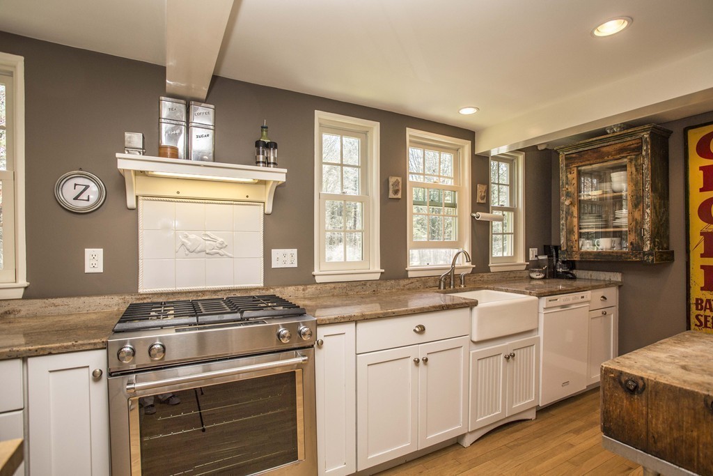 76 Nason Hill Road Sherborn, MA 01770 - Photo 4 of 26 Gallery Image 4