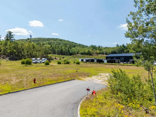 $850,000 | Mast Road, Unit 491, Goffstown, NH 03045
