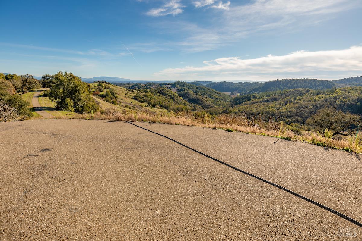 2365 Sweetwater Springs Road Healdsburg, CA 95448 - Photo 21 of 37