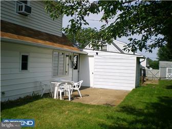 66 Upland Road Levittown, PA 19056 - Photo 12 of 12
