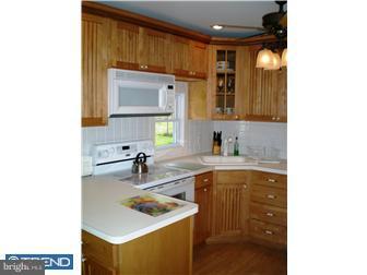 66 Upland Road Levittown, PA 19056 - Photo 7 of 12