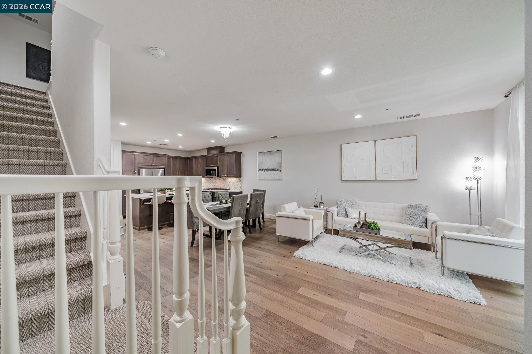 6260 Main Branch Road San Ramon, CA 94582 - Photo 3 of 38 a living room with furniture