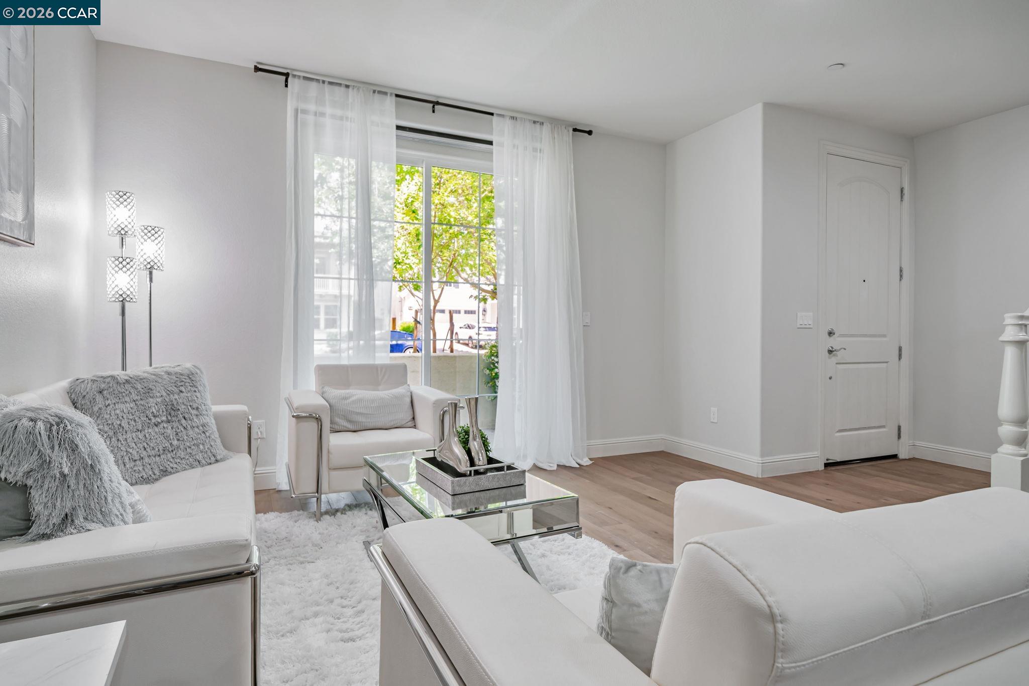 6260 Main Branch Road San Ramon, CA 94582 - Photo 4 of 38 a living room with furniture and a window