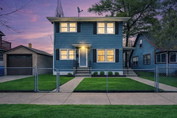 $369,900 | 3118 North Newton Avenue, Minneapolis, MN 55411