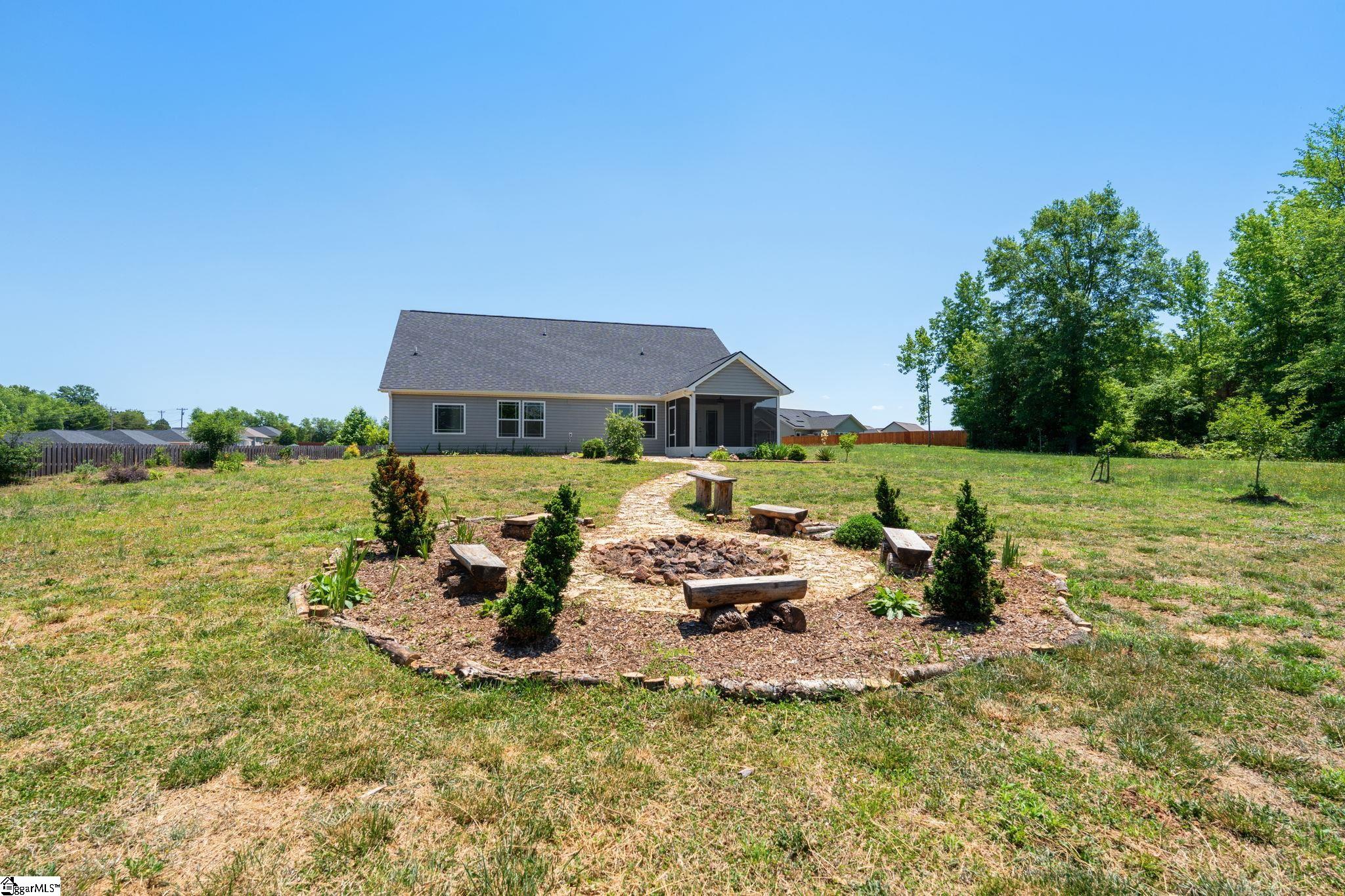 502 Foster Place Drive Inman, SC 29349 - Photo 32 of 39