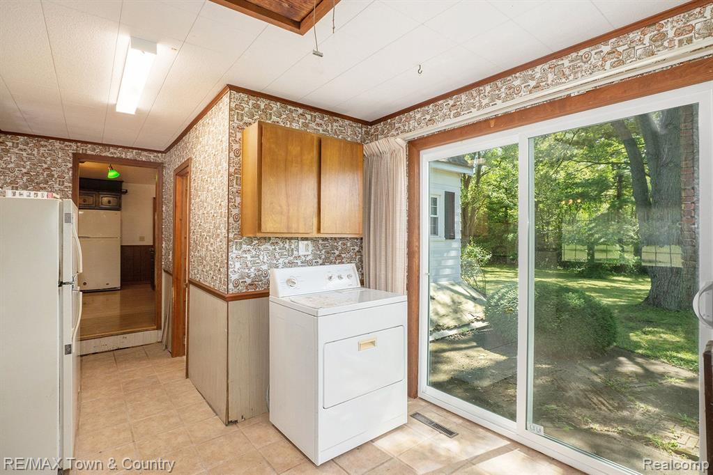 4307 North Webster Road Flushing, MI 48433 - Photo 18 of 35