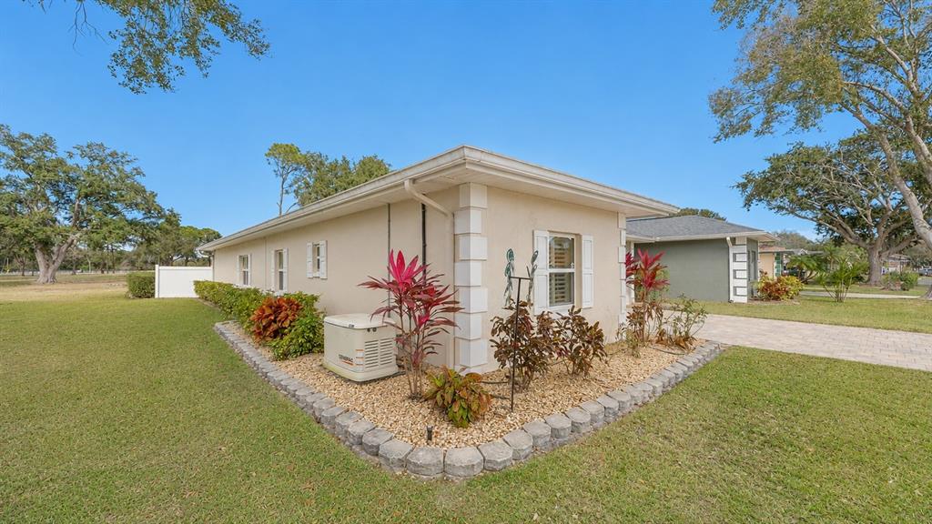 728 Canberra Road Winter Haven, FL 33884 - Photo 2 of 40