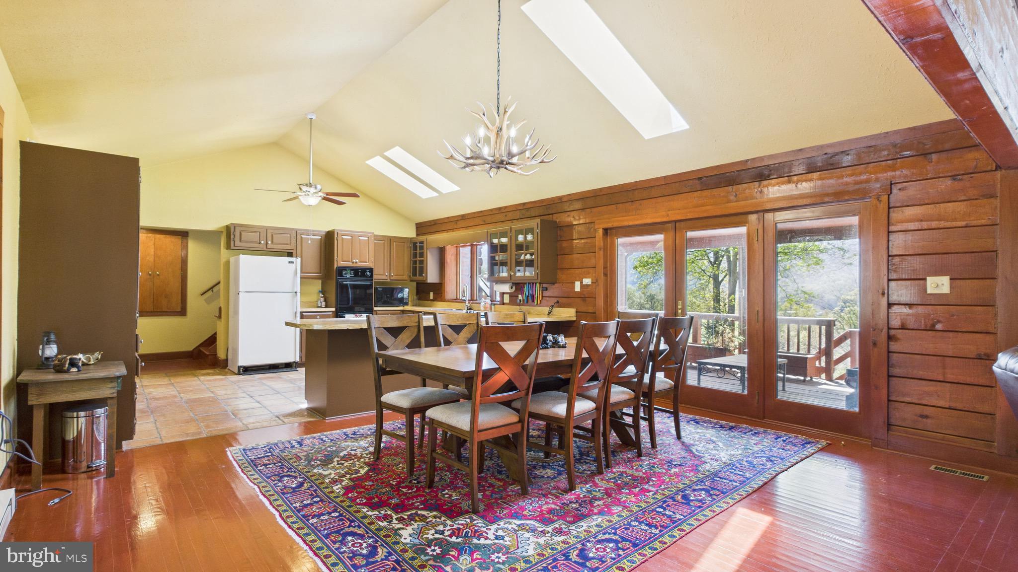 974 Cross Mountain Road Luray, VA 22835 - Photo 6 of 69 Gallery Image 6