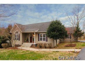 112 Charles Ridge Road Asheville, NC 28805 - Photo 1 of 24 Gallery Image 1