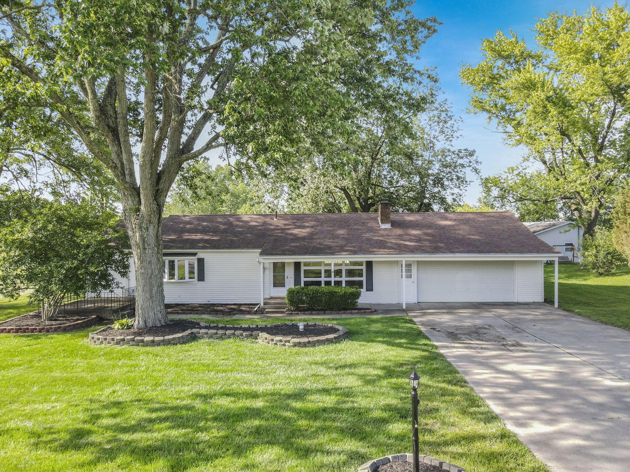 1080 Coonpath Road Northwest Lancaster, OH 43130 - Photo 2 of 55 Front