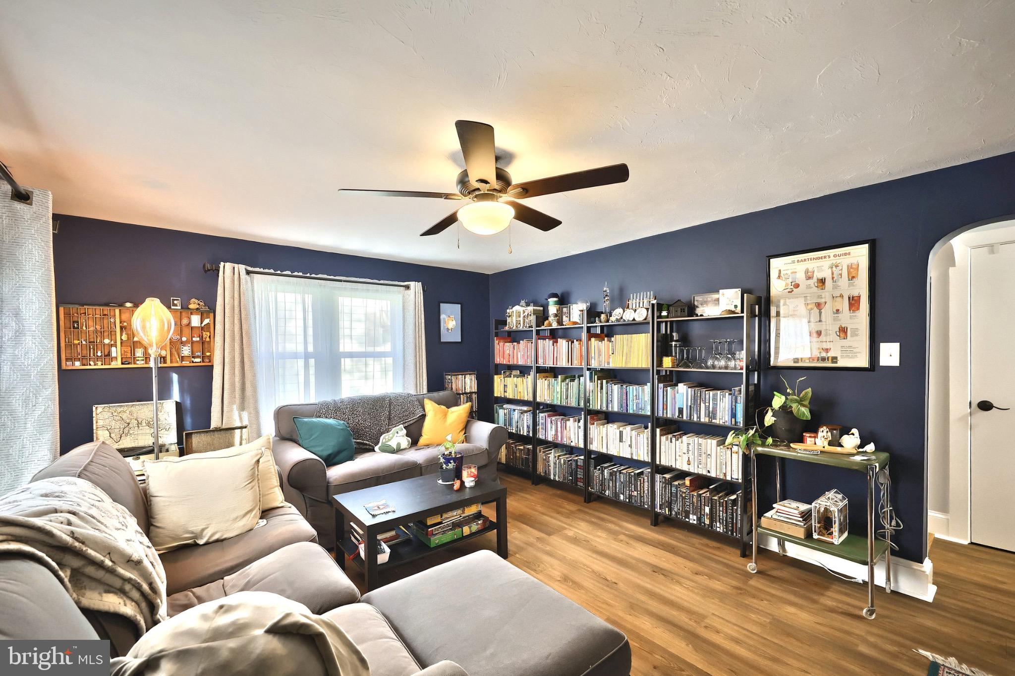 34 Redding Lane Gettysburg, PA 17325 - Photo 16 of 40 a living room with furniture a rug and a window