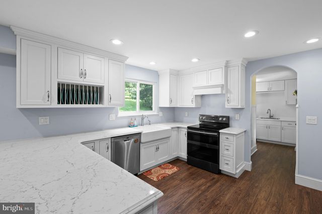 $750,000 | 4012 Hollow Road, Malvern, PA 19355