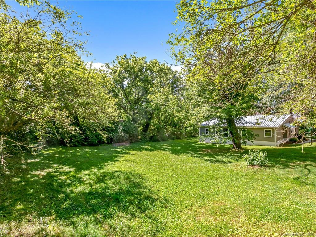 51 Busbee View Road, Unit 13 Asheville, NC 28803 - Photo 23 of 26 Gallery Image 23