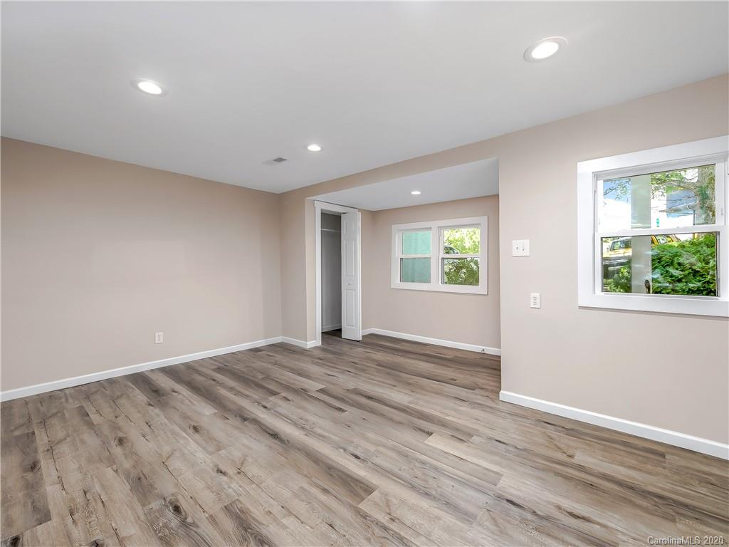 51 Busbee View Road, Unit 13 Asheville, NC 28803 - Photo 4 of 26 Gallery Image 4