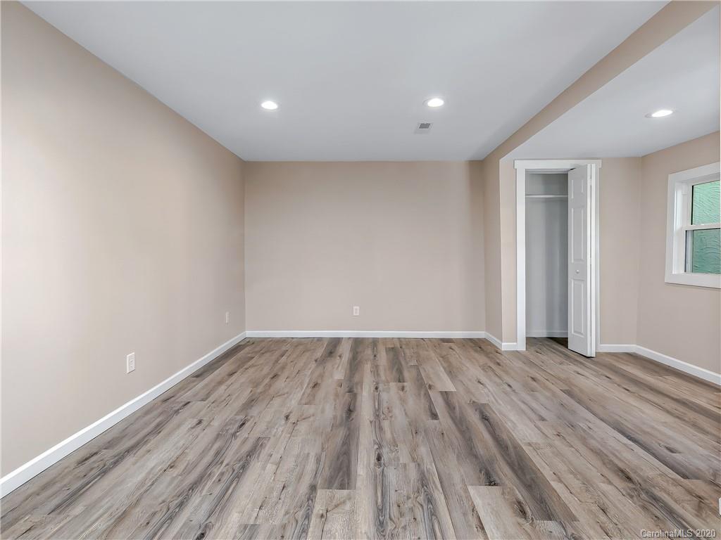 51 Busbee View Road, Unit 13 Asheville, NC 28803 - Photo 5 of 26 Gallery Image 5