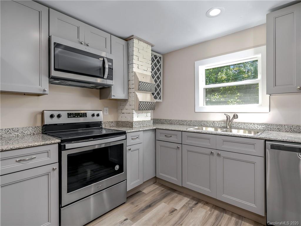 51 Busbee View Road, Unit 13 Asheville, NC 28803 - Photo 8 of 26 Gallery Image 8