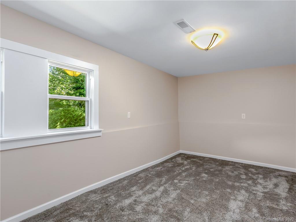 51 Busbee View Road, Unit 13 Asheville, NC 28803 - Photo 10 of 26 Gallery Image 10