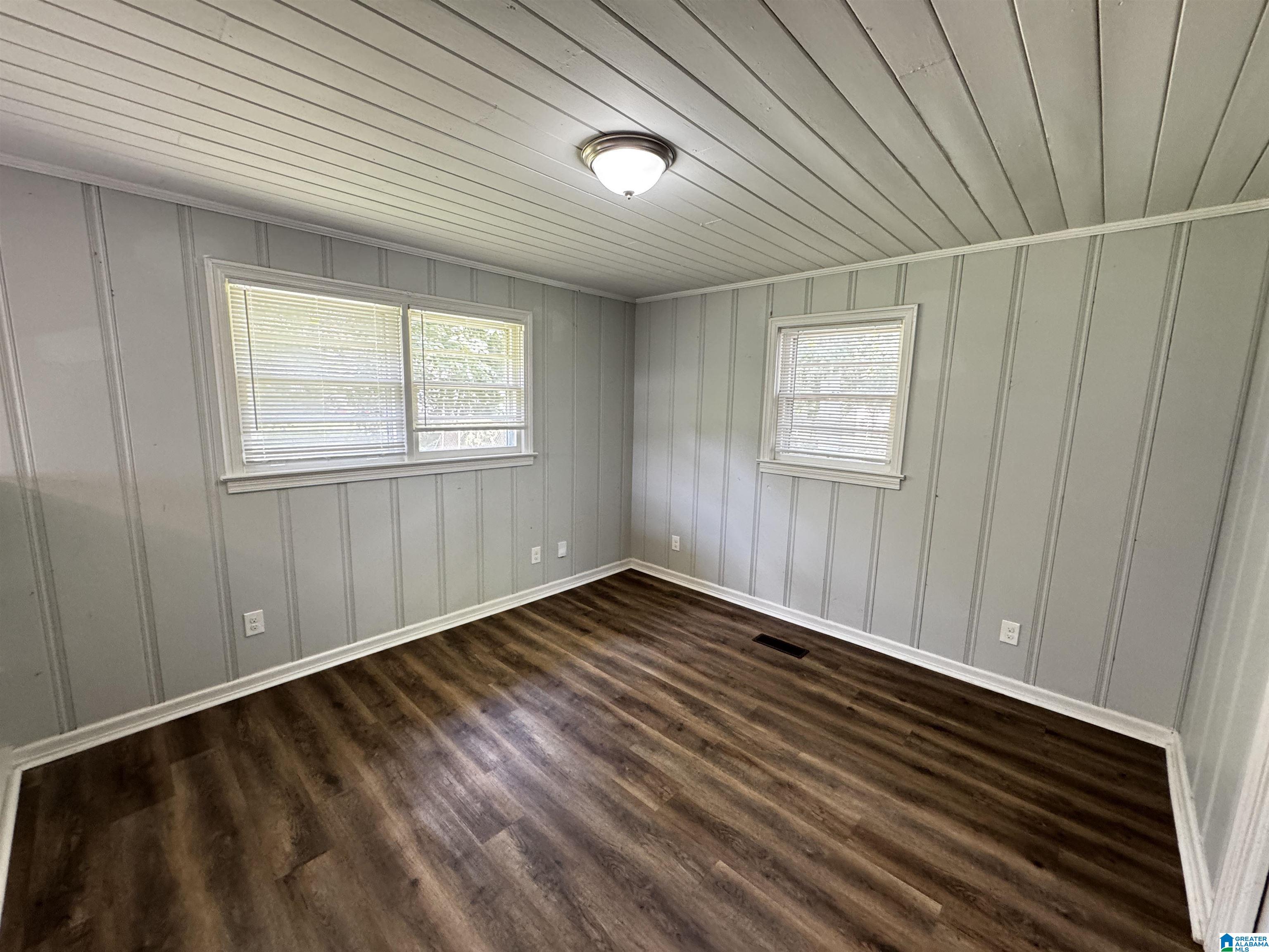 133 Crystal Avenue Bessemer, AL 35023 - Photo 6 of 16