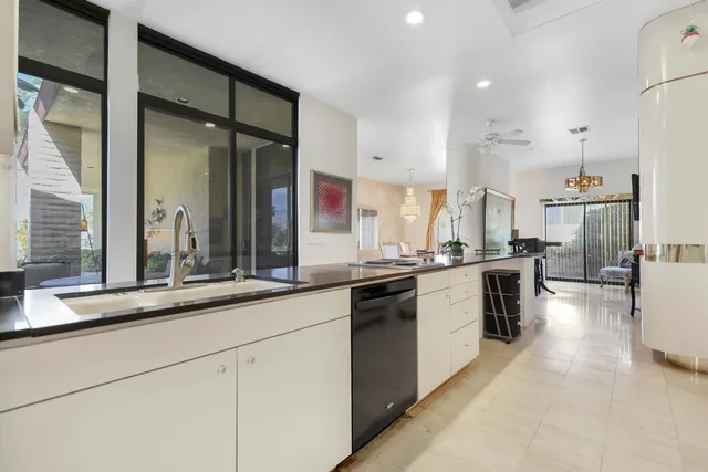 $1,100,000 | 43721 Port Maria Road, Bermuda Dunes, CA 92203