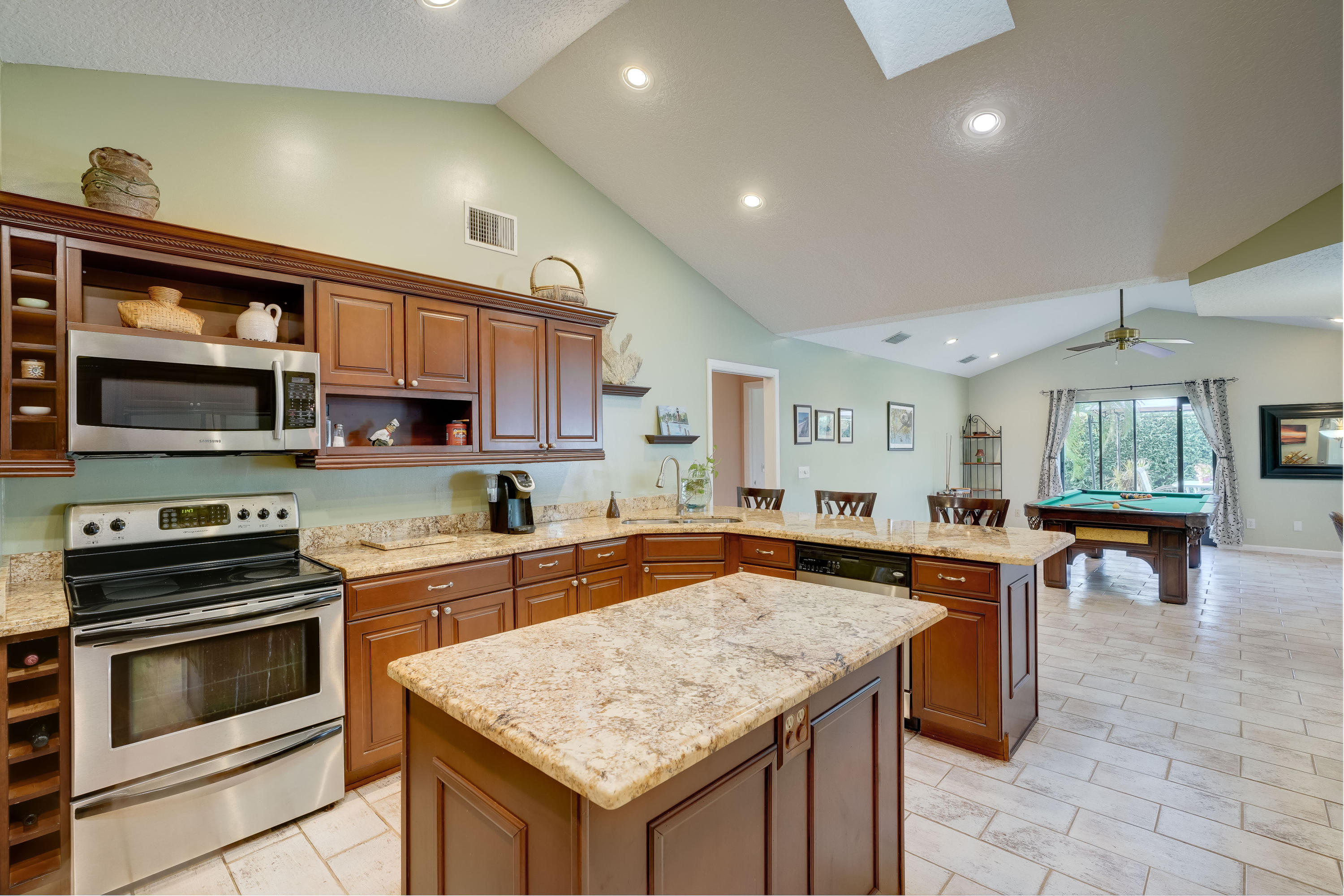 19987 Wilkinson Leas Road Jupiter, FL 33469 - Photo 14 of 25 41_dsc04735_6_7_8_9