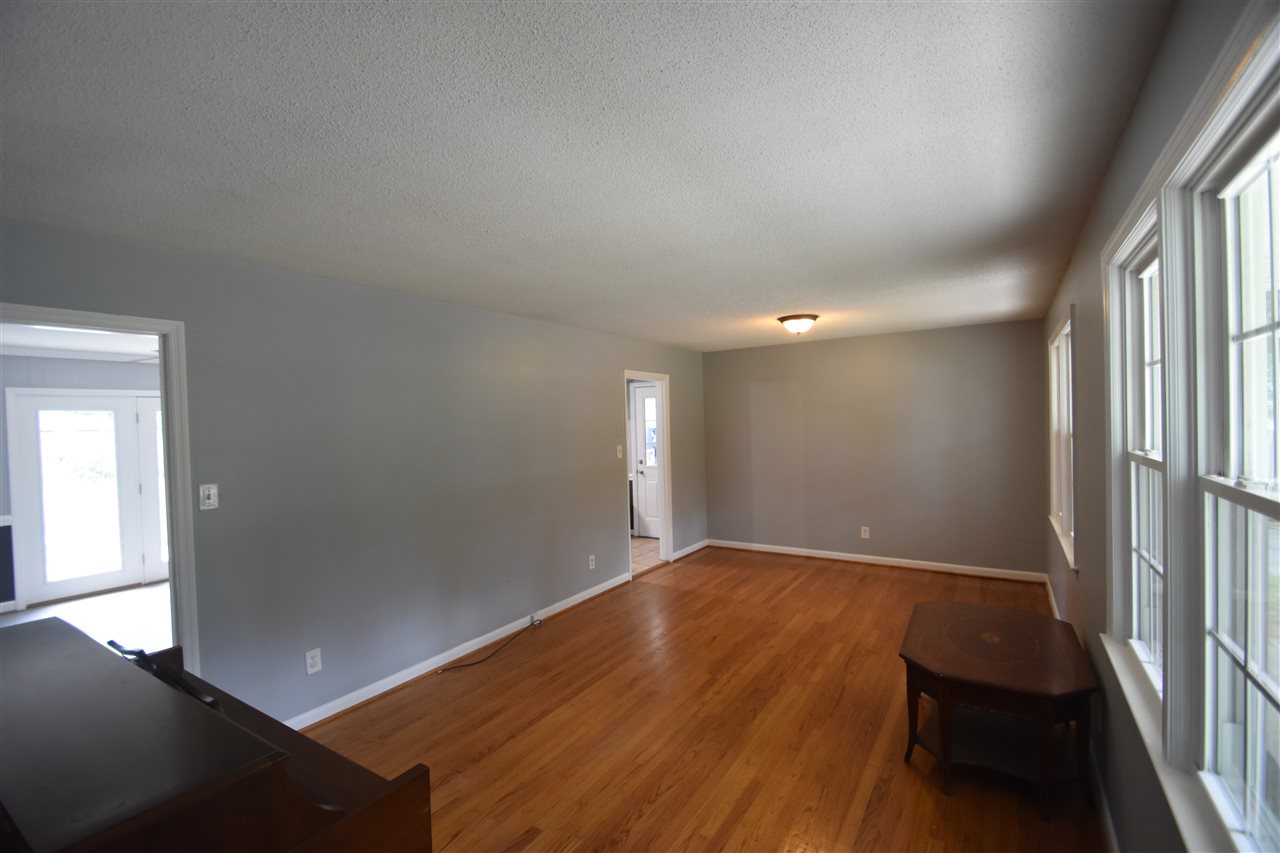 127 Mt Pleasant Road Spartanburg, SC 29307 - Photo 12 of 30 Gallery Image 12