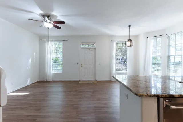 $3,700 | 340 Jacaranda Drive, Jupiter, FL 33458