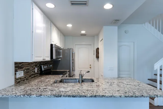 $3,700 | 340 Jacaranda Drive, Jupiter, FL 33458