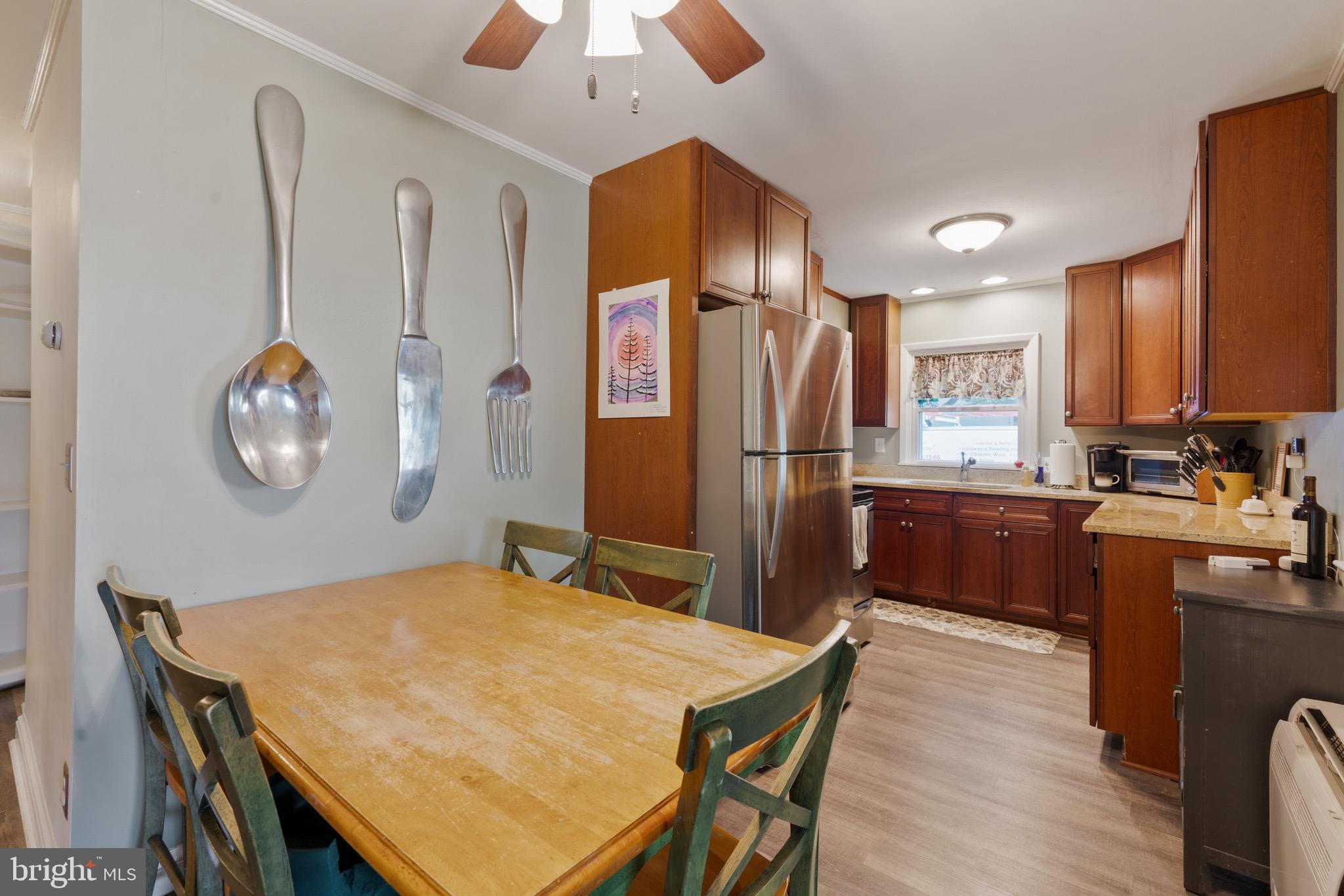 504 Perrys Corner Road Grasonville, MD 21638 - Photo 8 of 22 Eat-in kitchen