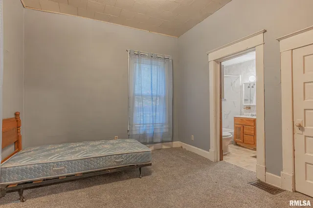 $80,000 | 727 North Broadway Avenue, Salem, IL 62881