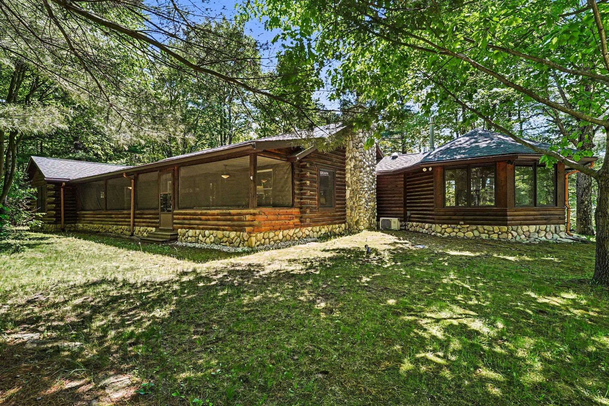 1026 Birch Ridge Road Gladwin, MI 48624 - Photo 4 of 43