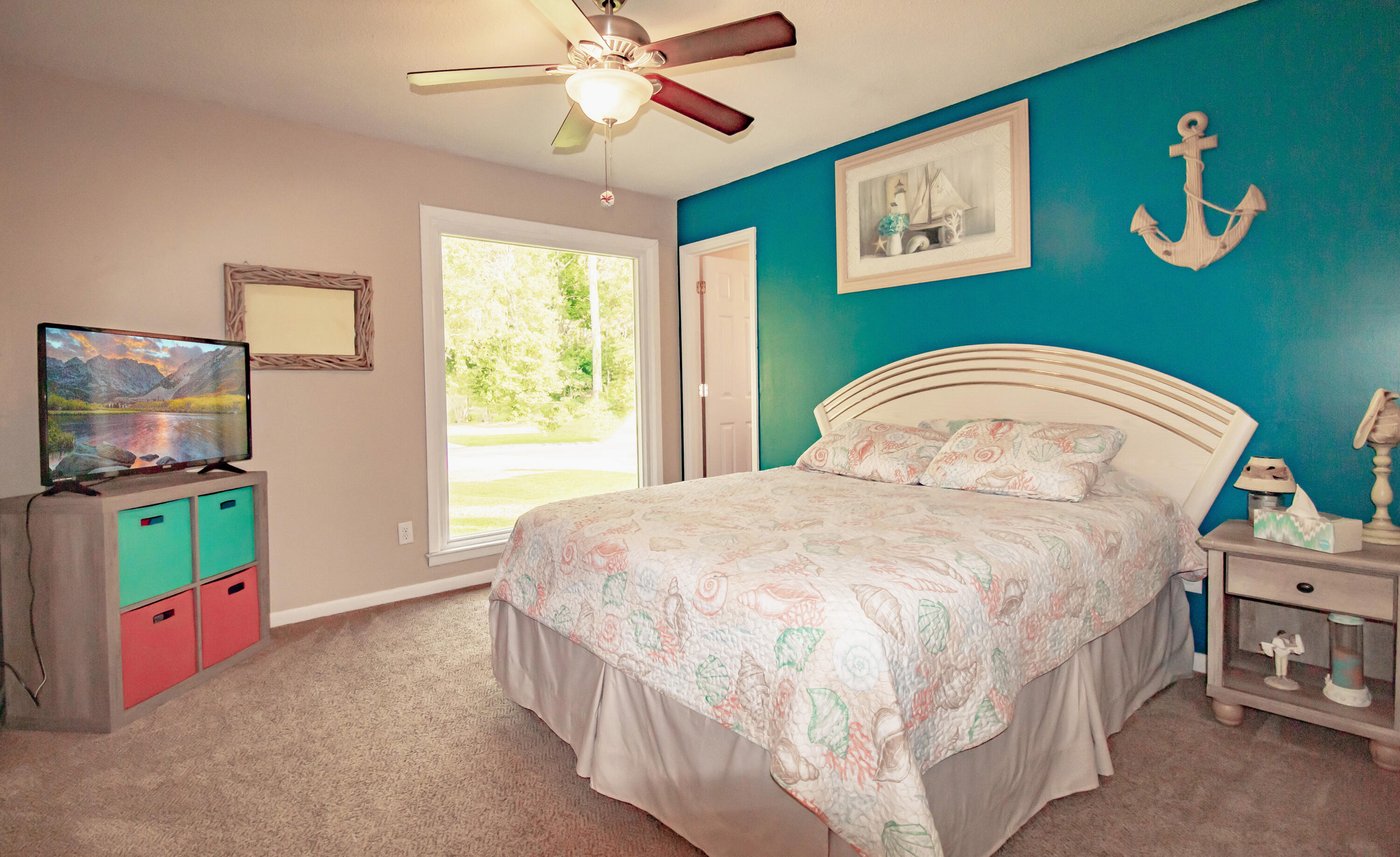 114 Rosa Street Summerville, SC 29483 - Photo 12 of 22 Master bedroom