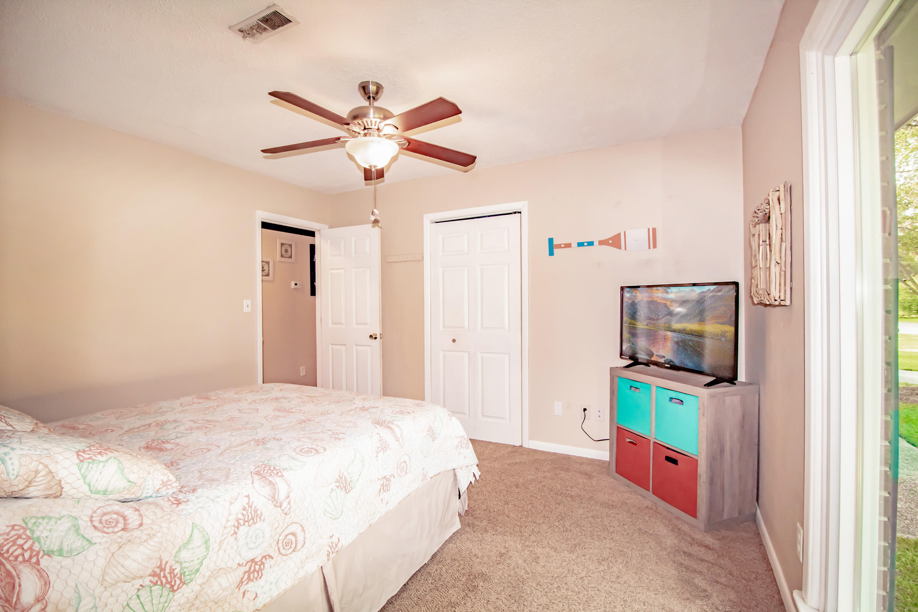 114 Rosa Street Summerville, SC 29483 - Photo 13 of 22 Master bedroom