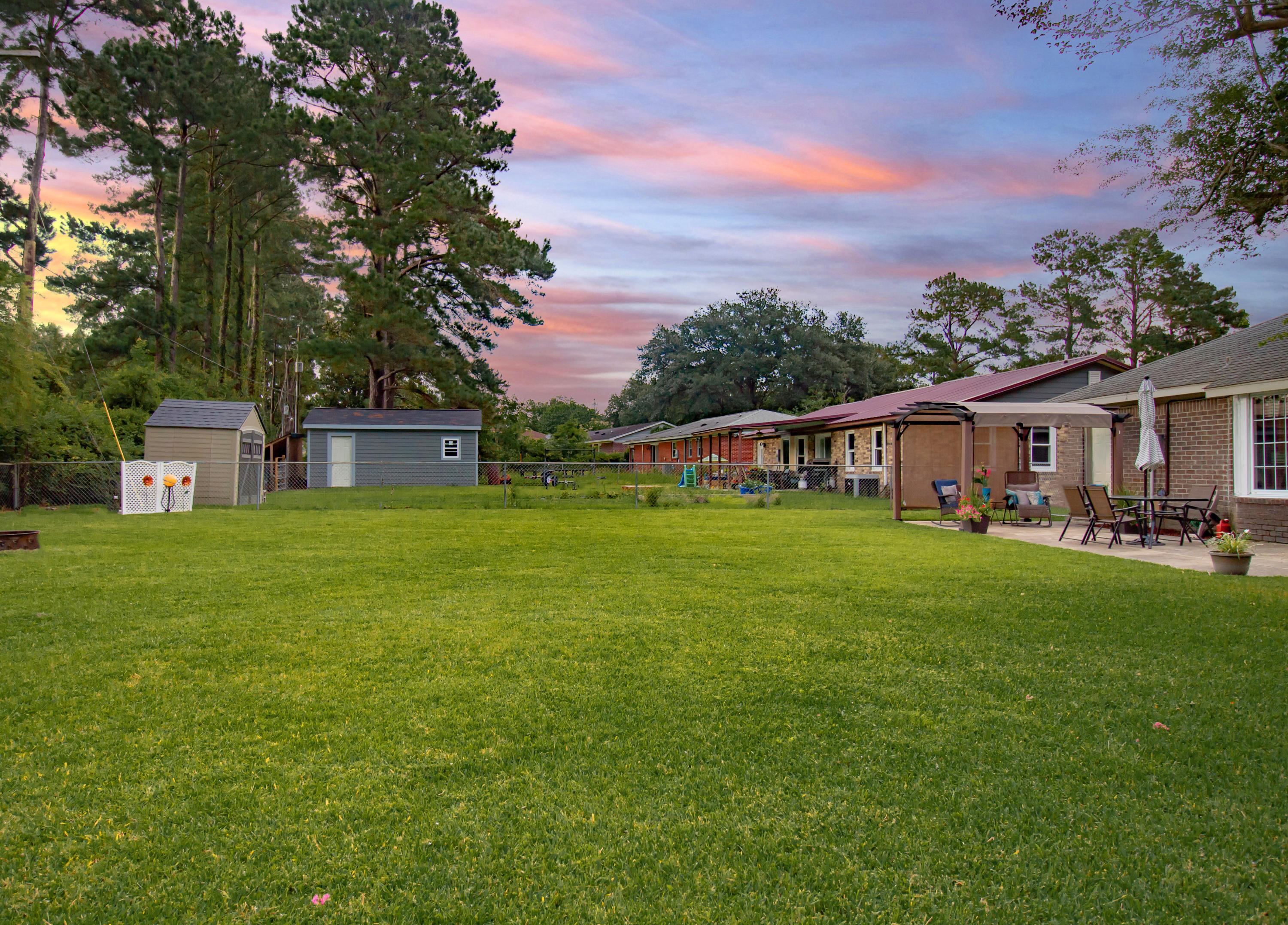 114 Rosa Street Summerville, SC 29483 - Photo 21 of 22 Back yard
