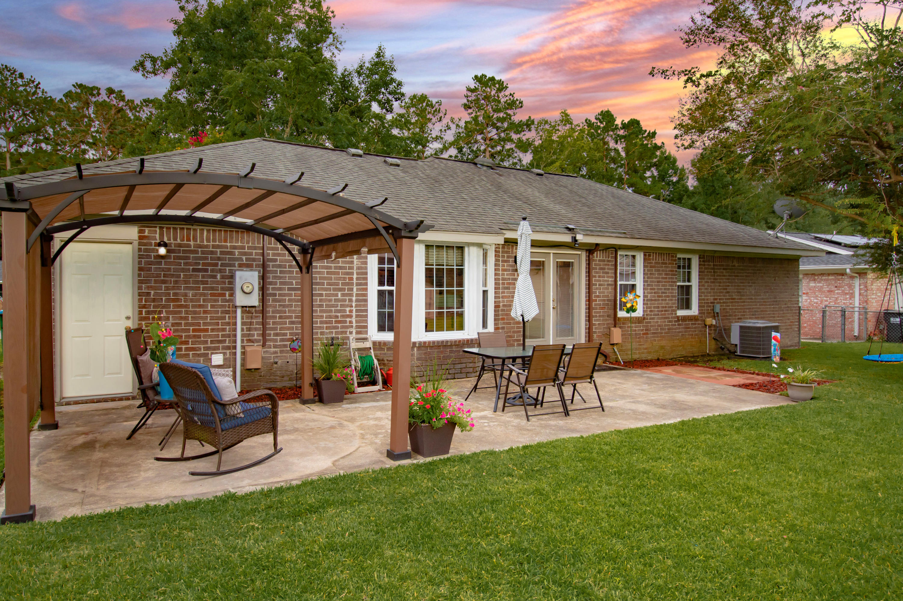 114 Rosa Street Summerville, SC 29483 - Photo 22 of 22 Patio