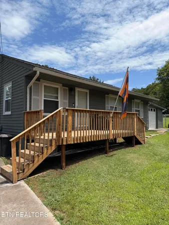 $219,000 | 1384 Byrd Circle, Kingston, TN 37763