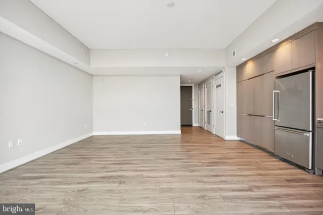 $2,000 | 930 Rose Avenue, Unit 1903, Rockville, MD 20852