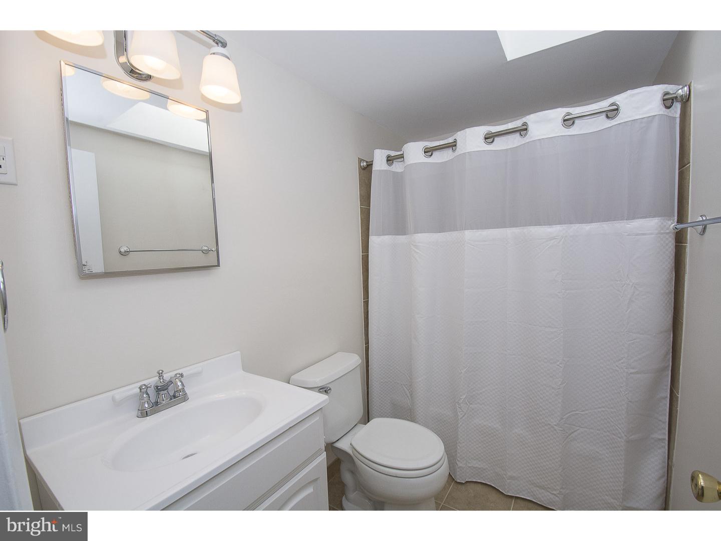 3604 Merrick Road Philadelphia, PA 19129 - Photo 14 of 17 Gallery Image 14