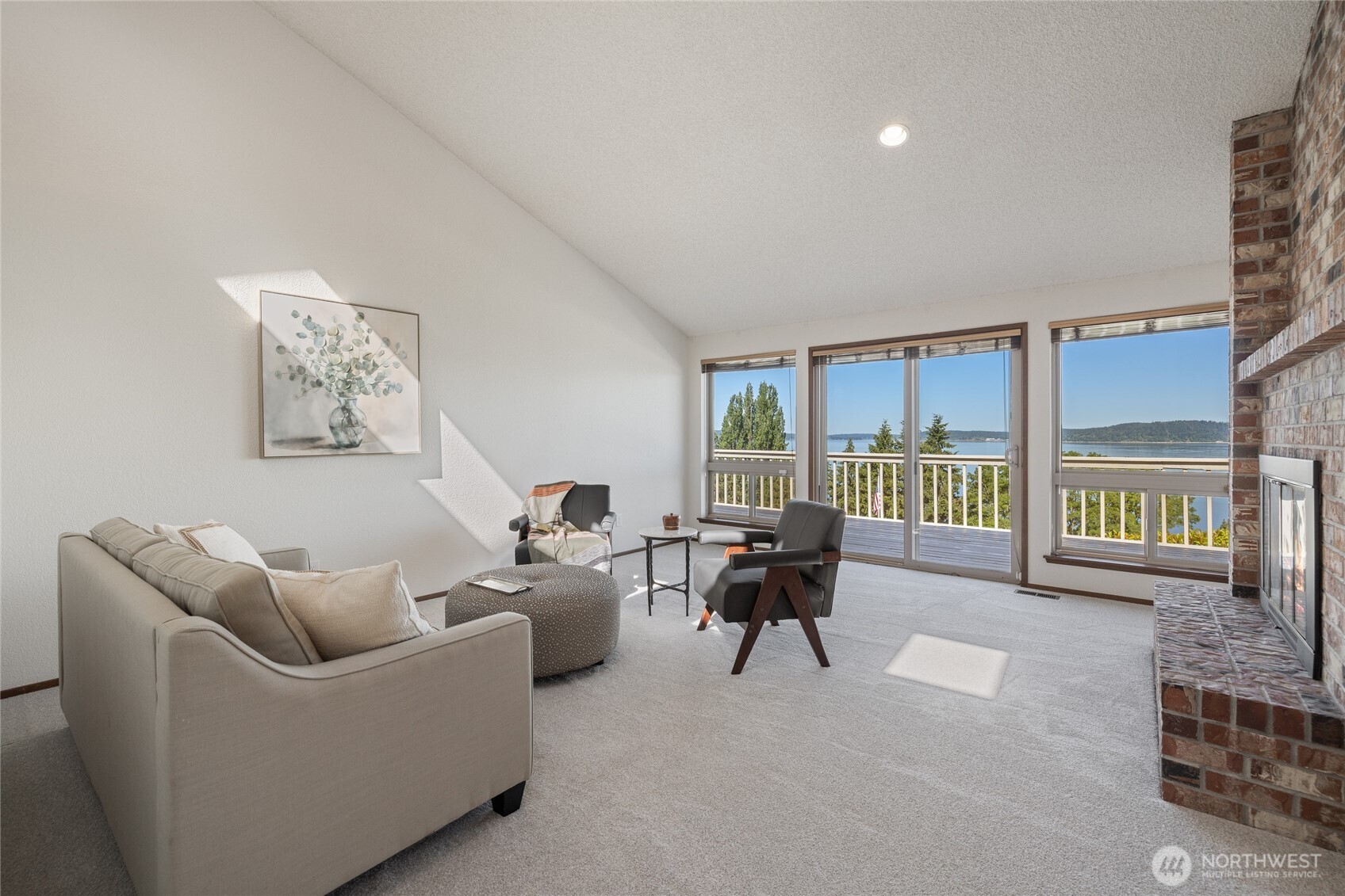 70 Hewitt Drive Steilacoom, WA 98388 - Photo 7 of 34