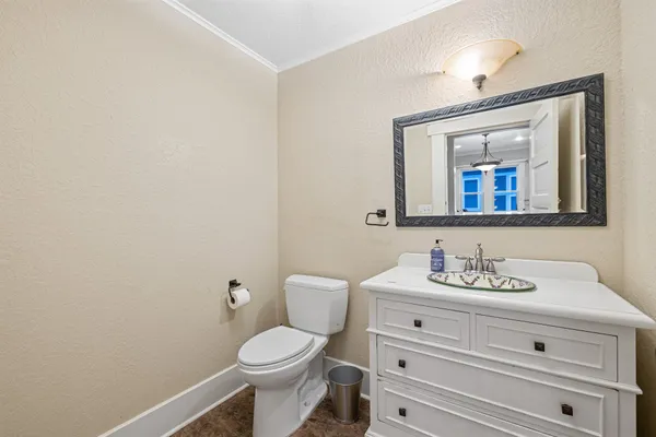$2,495 | 1211 Lexington Street, Taylor, TX 76574