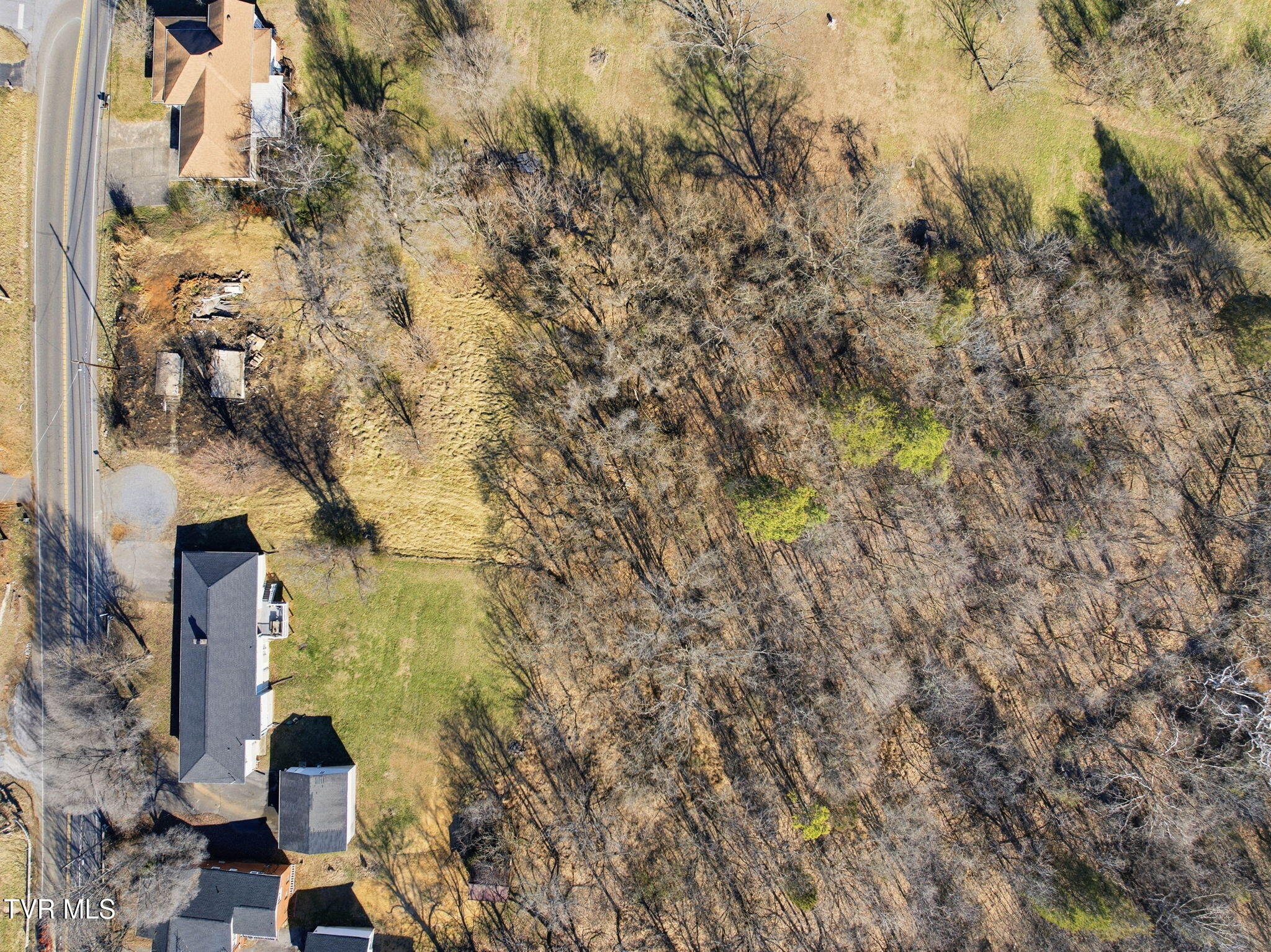 1515 Bloomingdale Road Kingsport, TN 37660 - Photo 7 of 19 14-web-or-mls-1515 Bloomingdale Rd-7