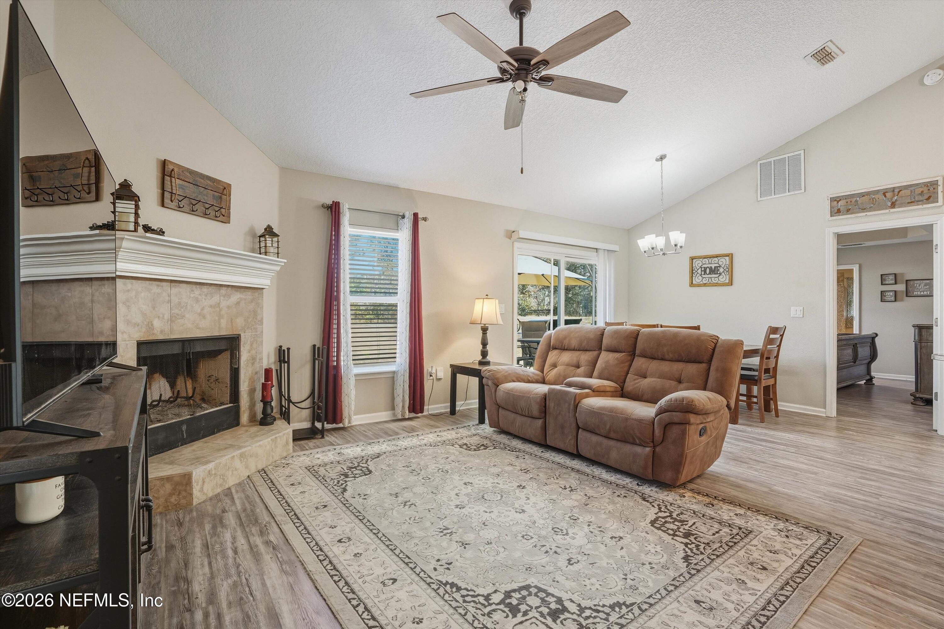 4922 Barley Street Middleburg, FL 32068 - Photo 15 of 36 14-Living Room