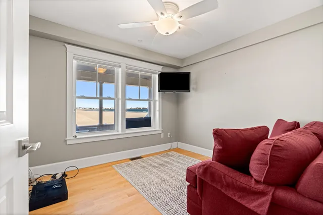 $1,759,000 | 10 Haverhill Avenue, Unit 1, Hampton, NH 03842