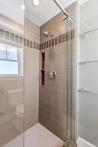 $1,759,000 | 10 Haverhill Avenue, Unit 1, Hampton, NH 03842