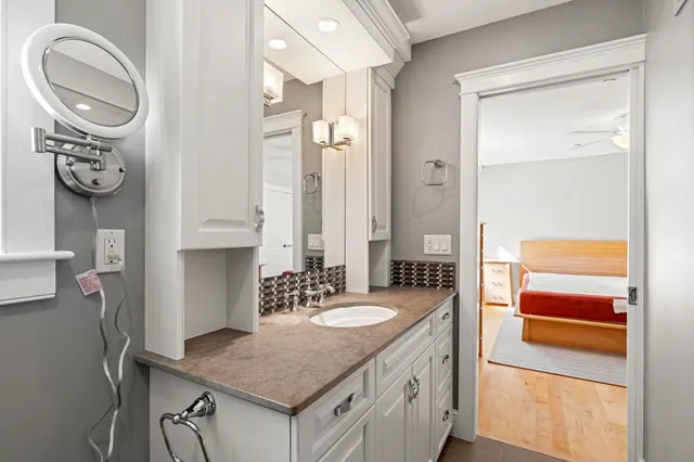 $1,759,000 | 10 Haverhill Avenue, Unit 1, Hampton, NH 03842