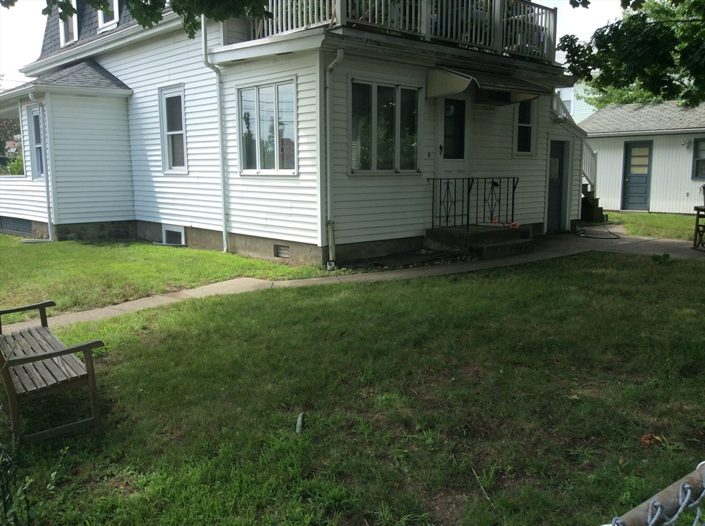149 Grove Street, Unit 1 Waltham, MA 02453 - Photo 10 of 11