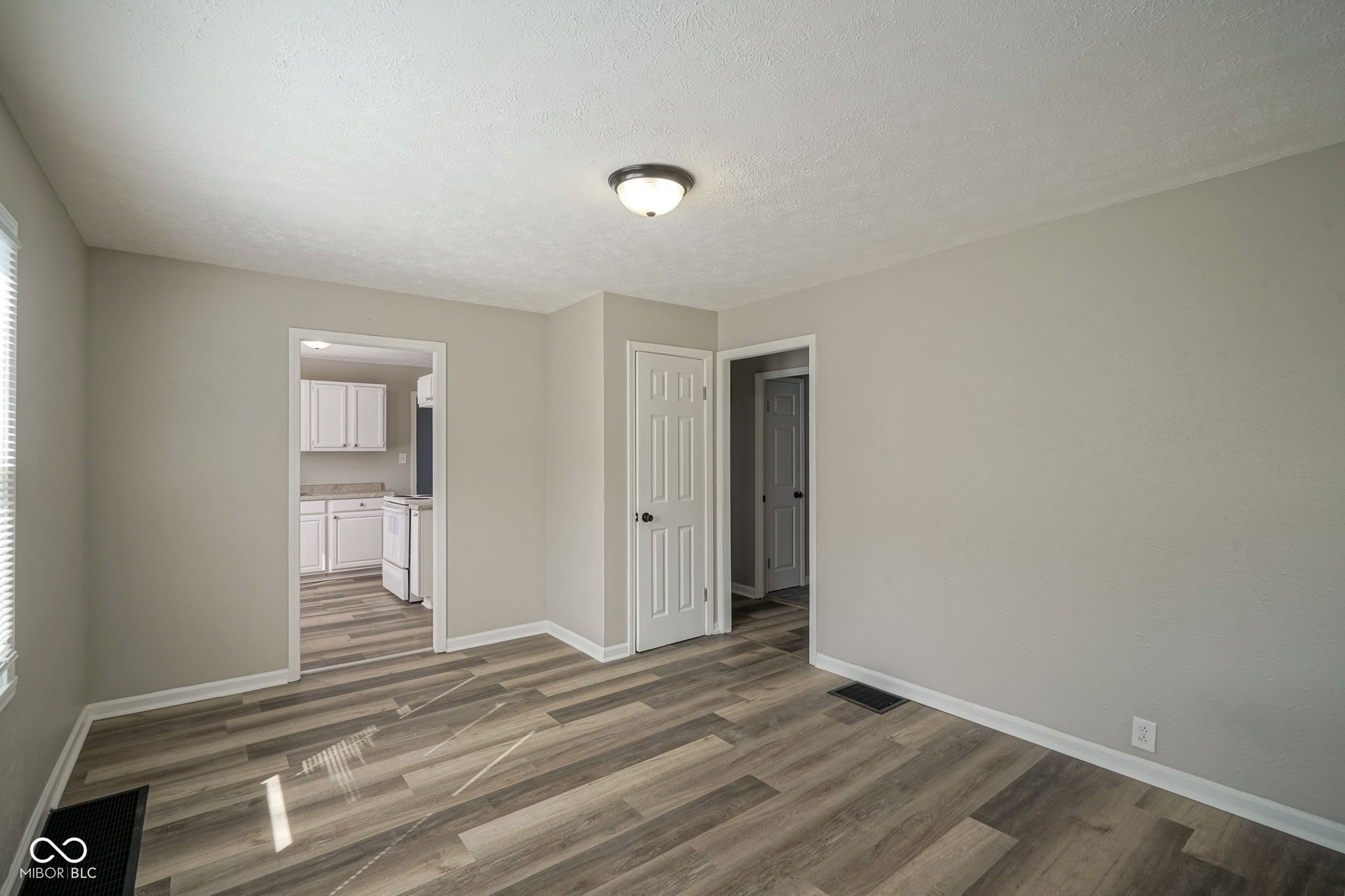 3338 Ralston Avenue Indianapolis, IN 46218 - Photo 6 of 27