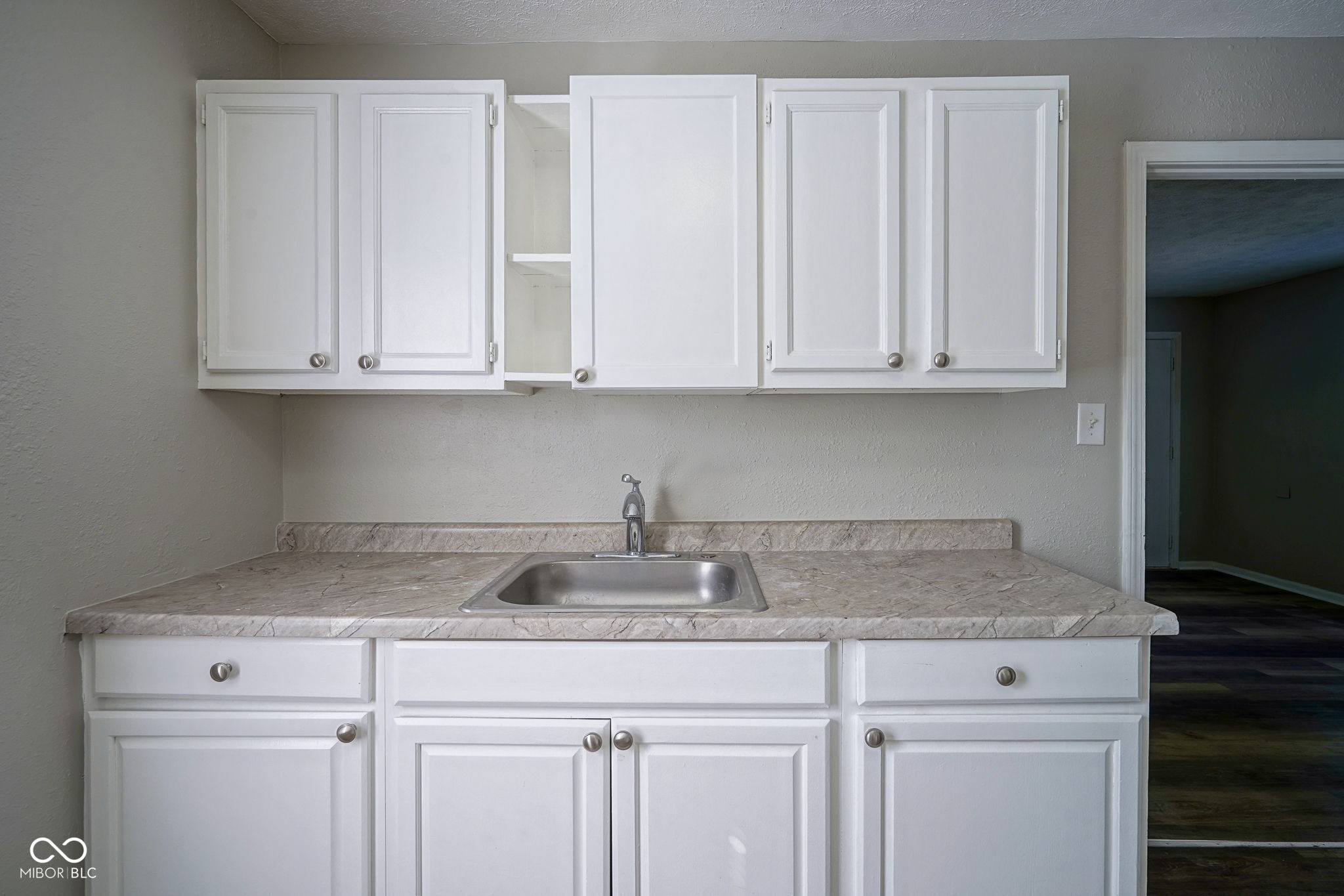 3338 Ralston Avenue Indianapolis, IN 46218 - Photo 9 of 27