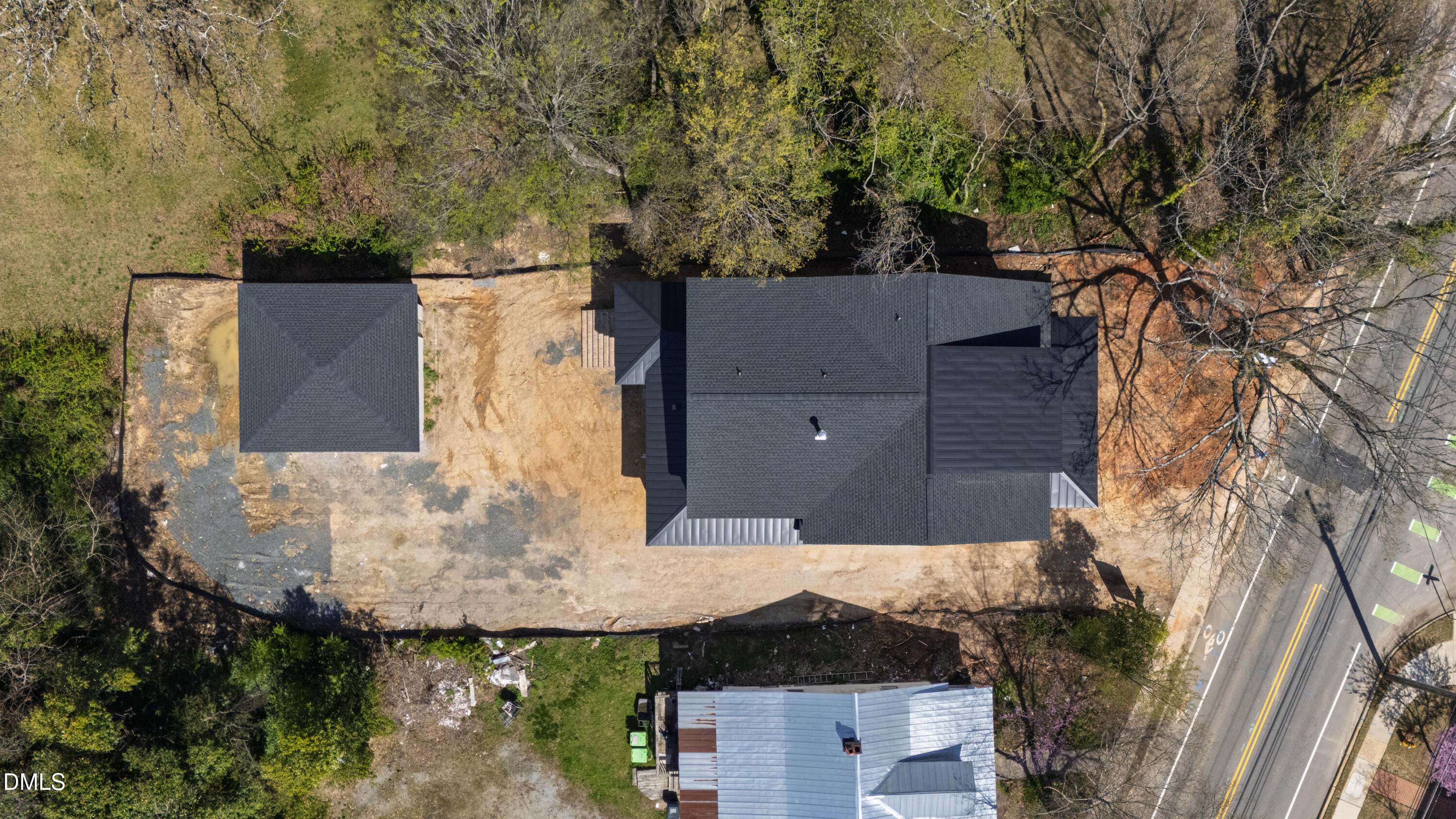 909 Oberlin Road Raleigh, NC 27605 - Photo 49 of 59 an aerial view of a house with yard